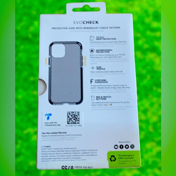 EVOCHECK Tech21 iPhone 11 Pro Max Case - Protective and Stylish Phone Cover - Picture 2 of 4